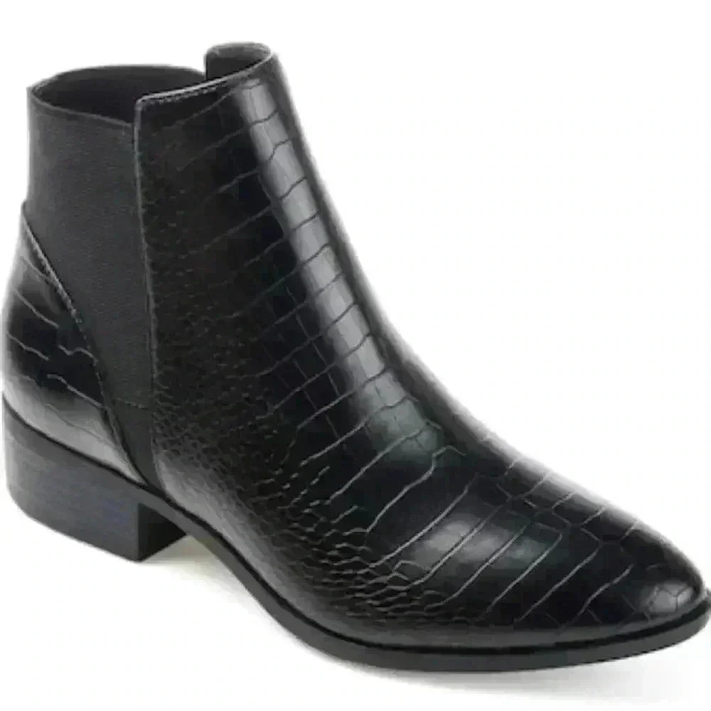 Journee Collection Cerise Bootie, Women's Size 9M, Black